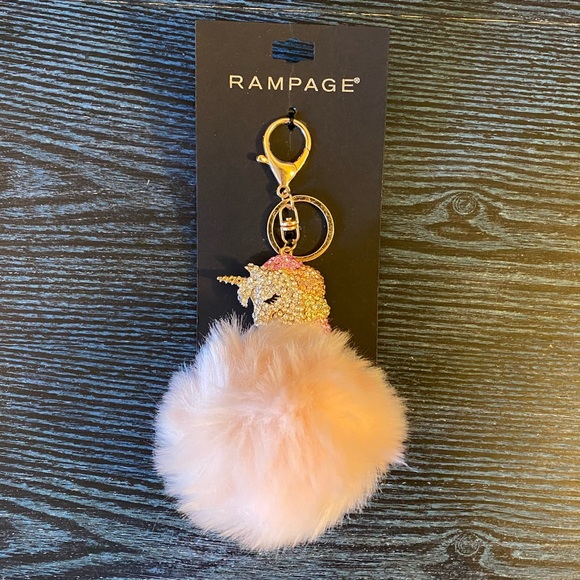 Annabelle & Rampage Two Piece Keychain Set - Picture 2 of 8